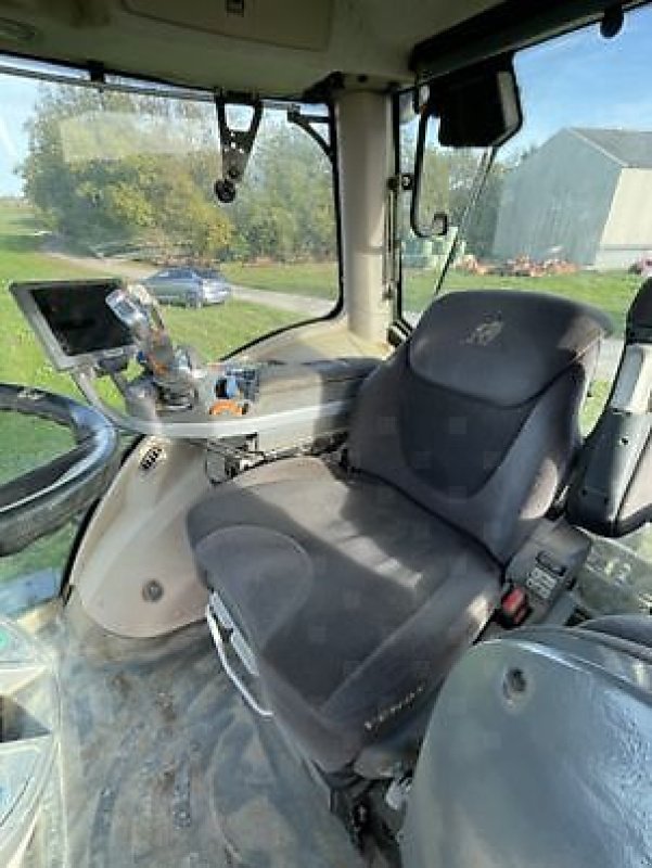 Traktor типа Fendt 826 PROFI PLUS, Gebrauchtmaschine в PEYROLE (Фотография 7)