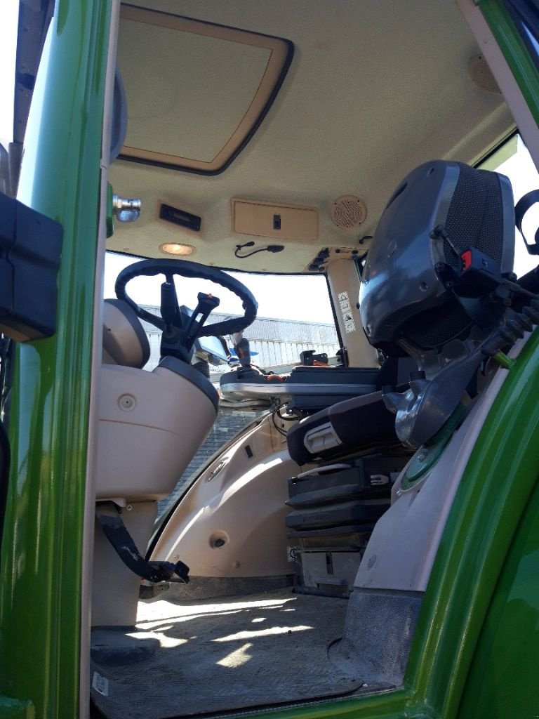 Traktor του τύπου Fendt 826 S4 PROFI +, Gebrauchtmaschine σε CHEVILLON  (MAIZEROY) (Φωτογραφία 7)