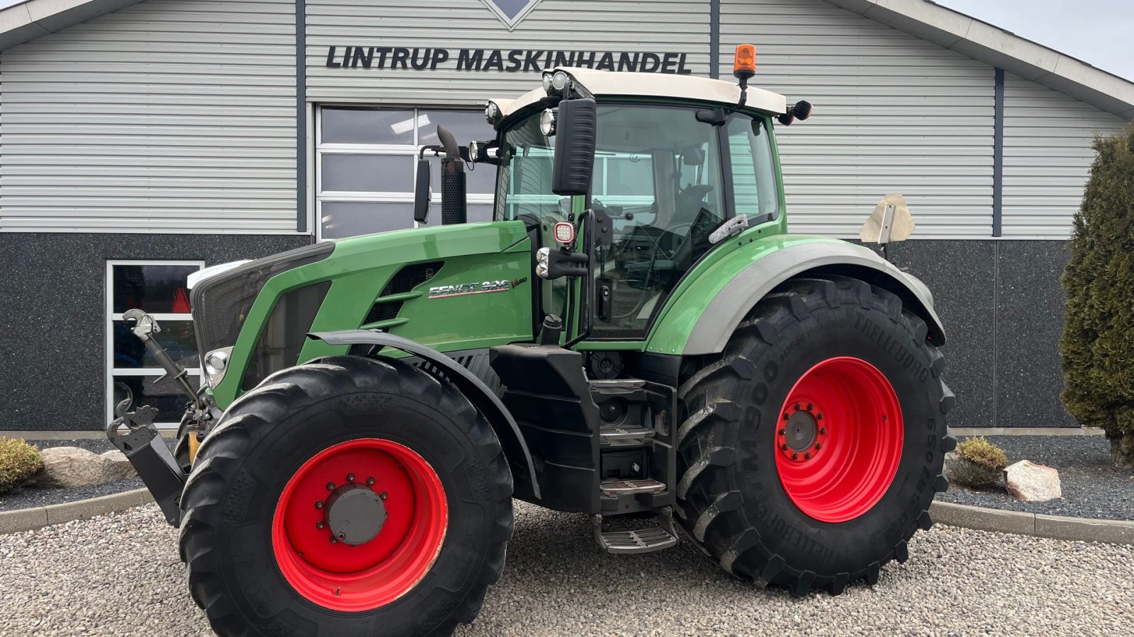 Traktor typu Fendt 826 Vario med frontlift og frontpto, Gebrauchtmaschine w Lintrup (Zdjęcie 1)