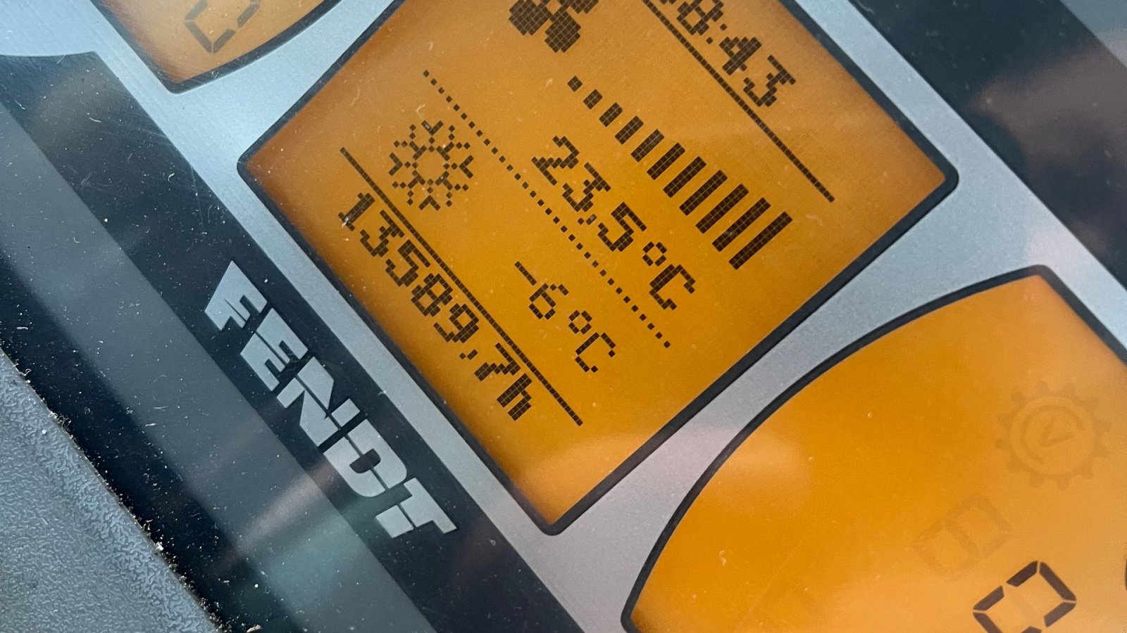 Traktor типа Fendt 826 vario profi plus Profi +, Gebrauchtmaschine в Rødekro (Фотография 12)