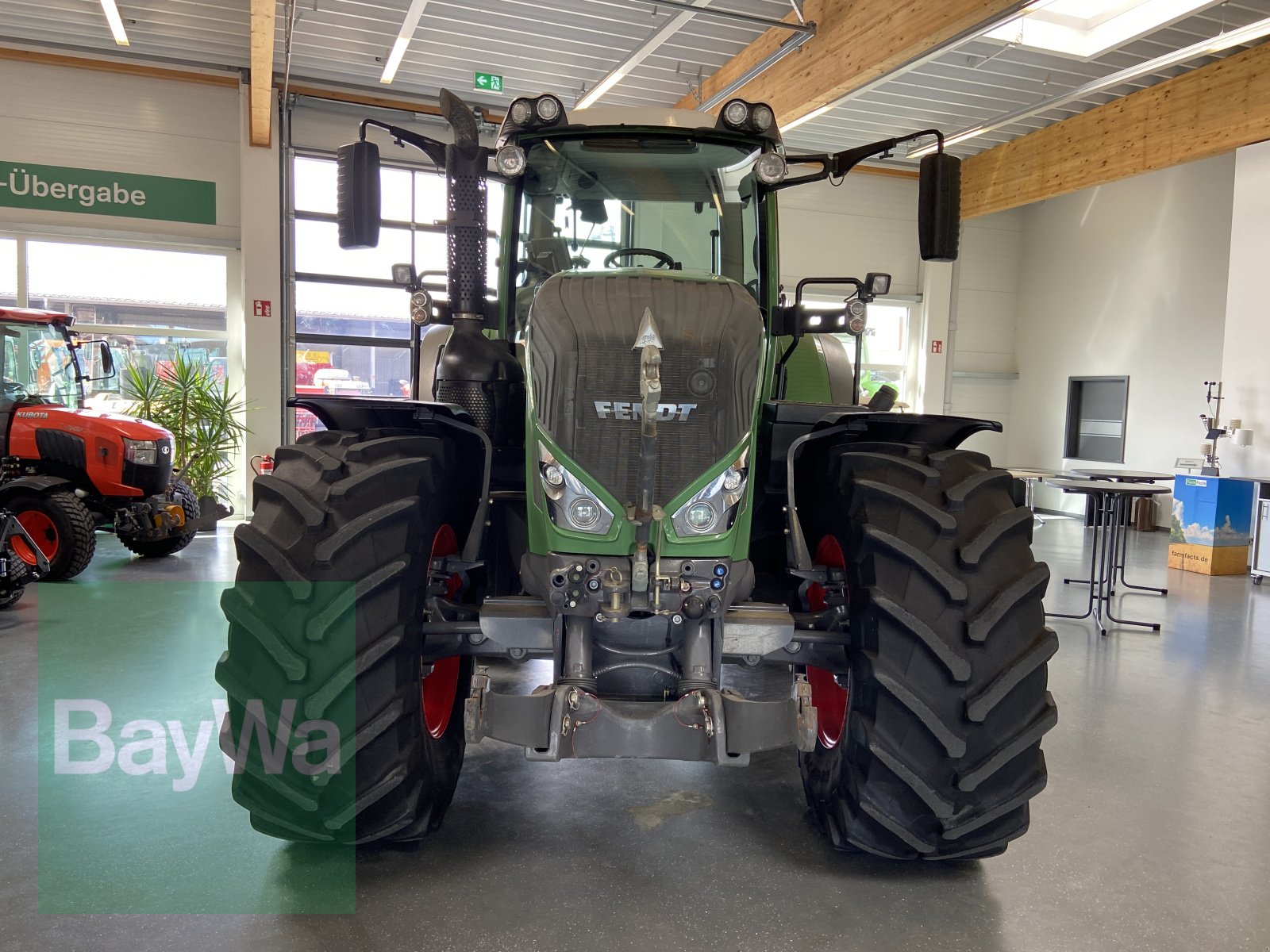 Traktor des Typs Fendt 826 Vario S 4 Profi Plus, Gebrauchtmaschine in Bamberg (Bild 4)