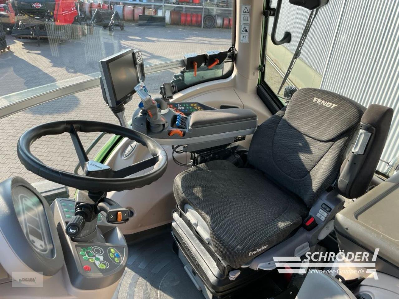 Traktor tipa Fendt 826 VARIO S4 PROFI PLUS, Gebrauchtmaschine u Wildeshausen (Slika 15)