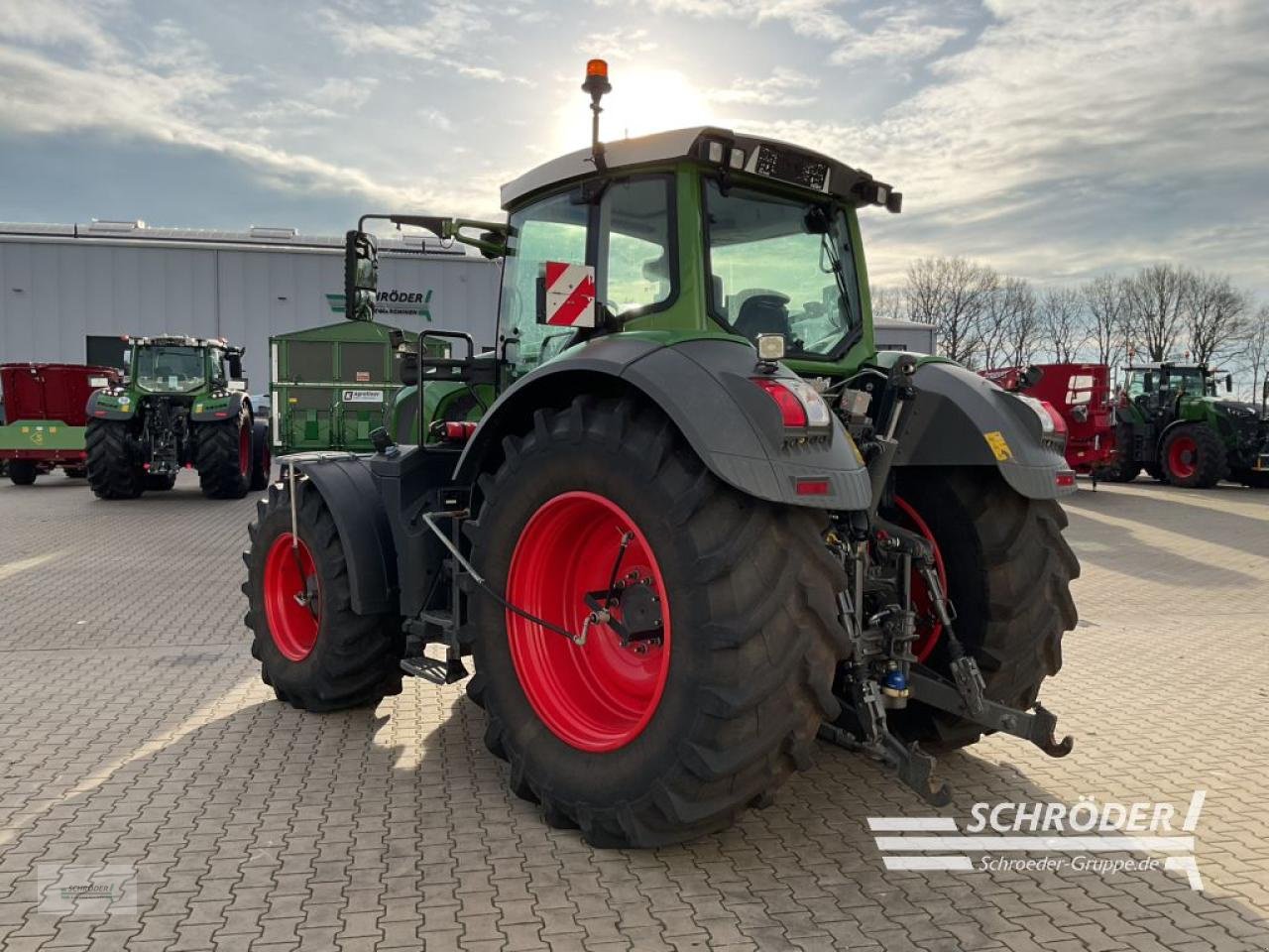 Traktor typu Fendt 826 VARIO S4 PROFI PLUS, Gebrauchtmaschine v Holdorf (Obrázek 3)