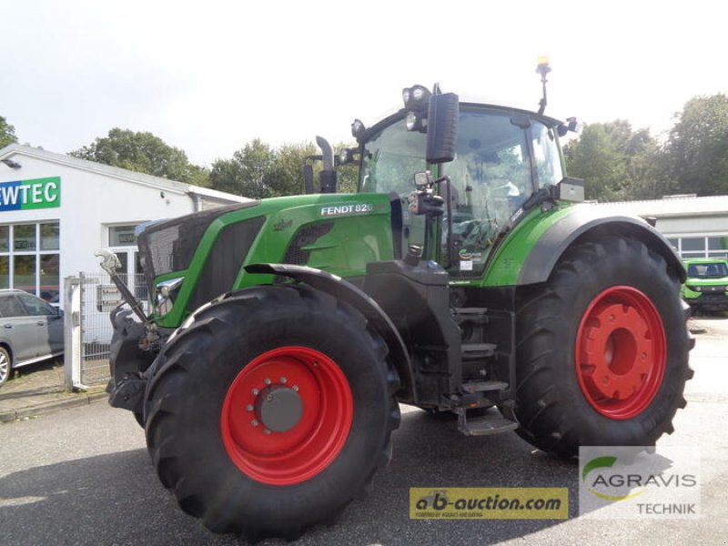 Traktor типа Fendt 826 VARIO S4 Profi, Gebrauchtmaschine в Nartum (Фотография 1)