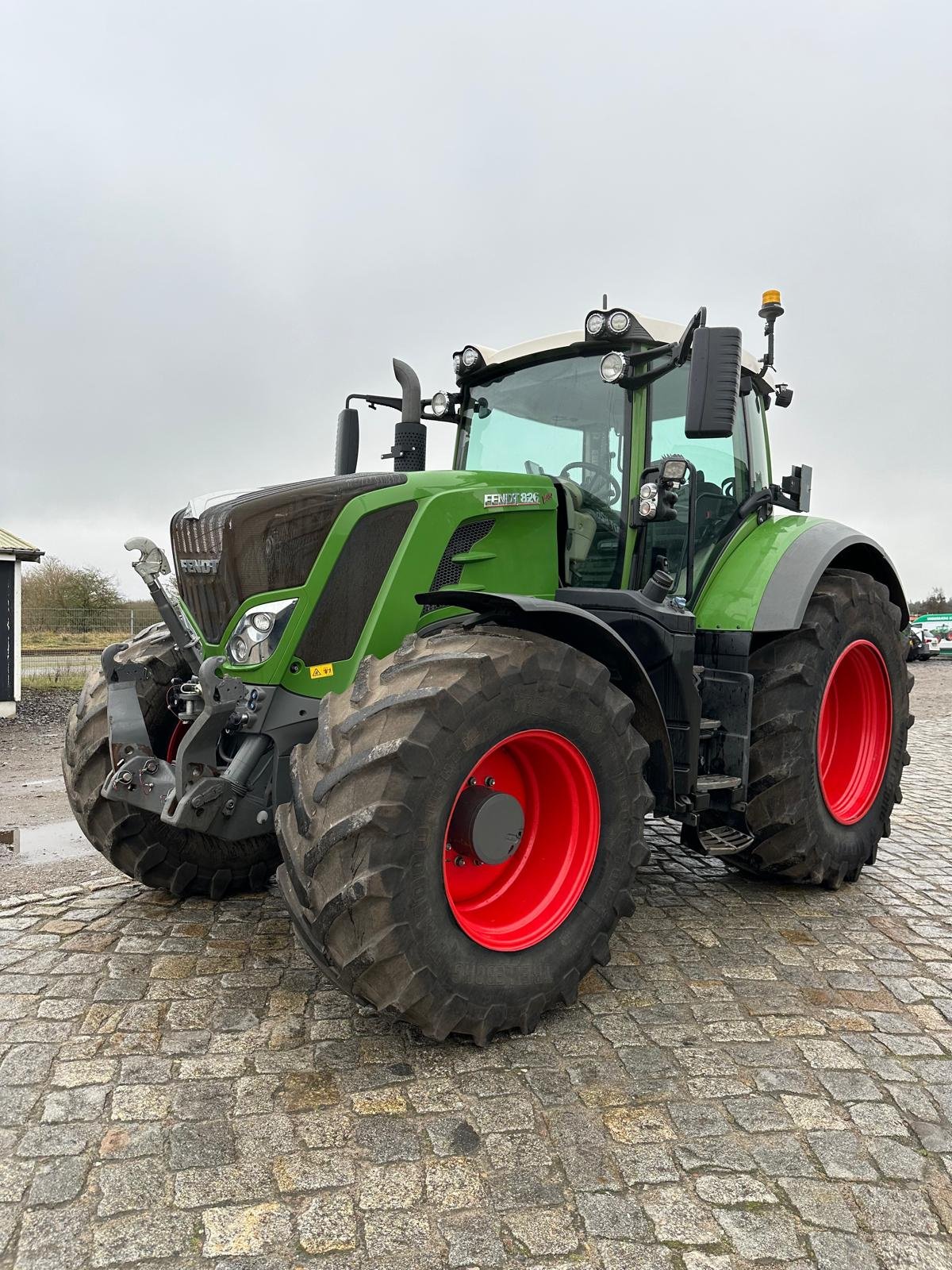 Traktor des Typs Fendt 826 Vario S4 ProfiPlus, Gebrauchtmaschine in Süderlügum (Bild 2)