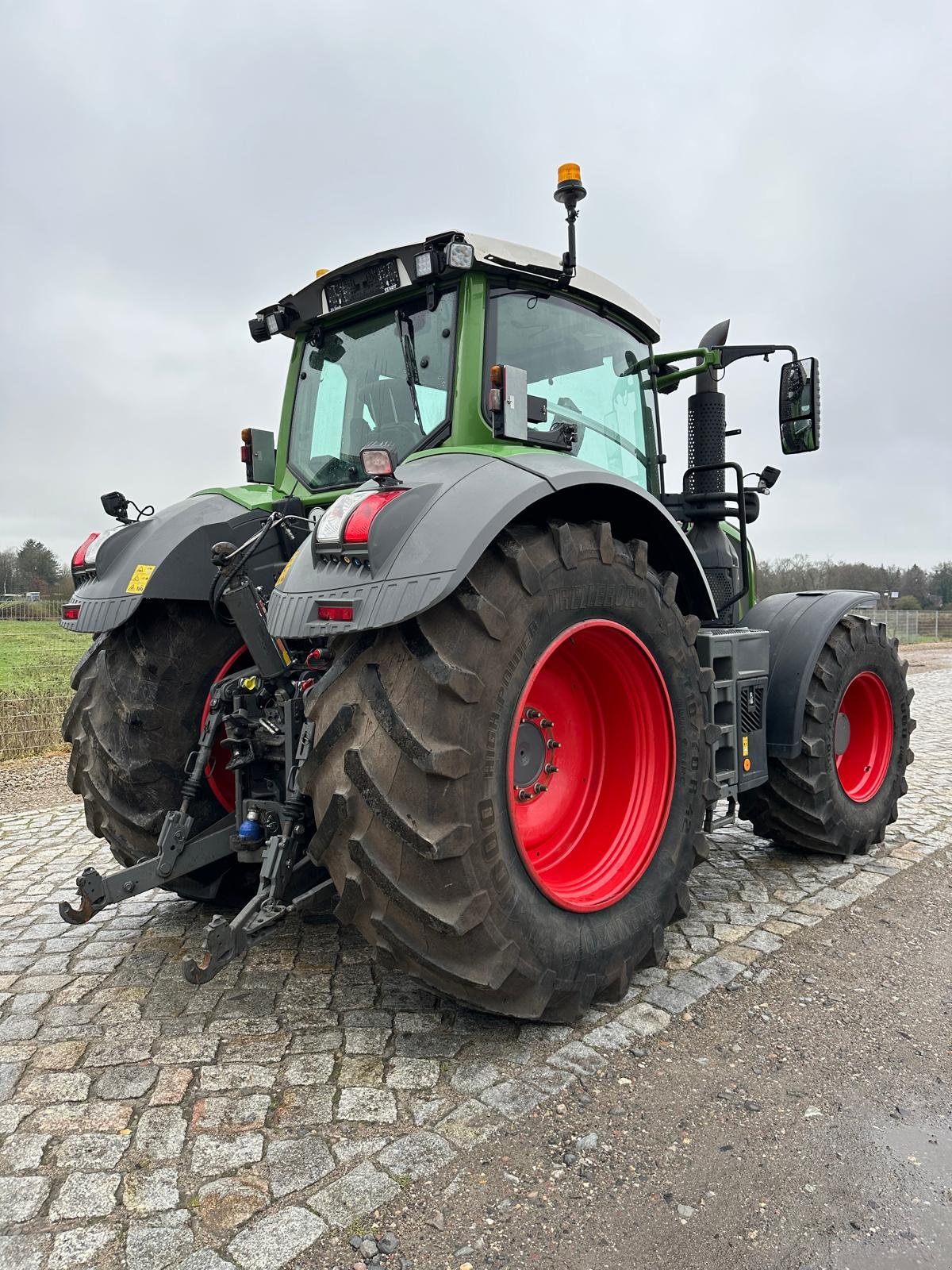 Traktor des Typs Fendt 826 Vario S4 ProfiPlus, Gebrauchtmaschine in Süderlügum (Bild 4)