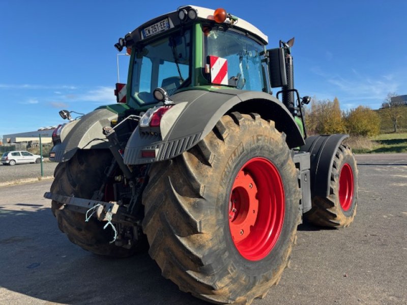 Traktor типа Fendt 826, Gebrauchtmaschine в MONTIGNY LE ROI (Фотография 11)