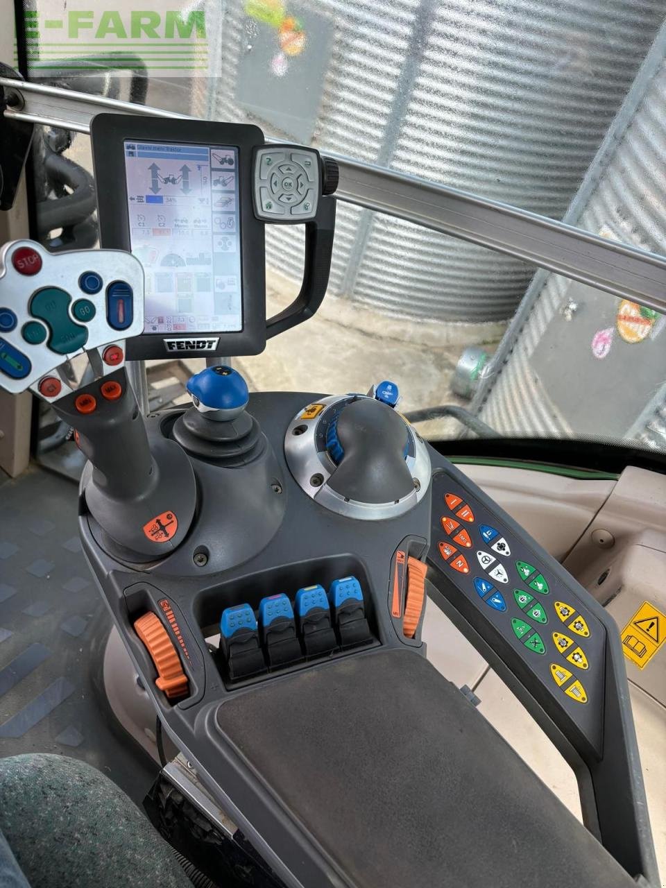 Traktor za tip Fendt 826, Gebrauchtmaschine u Hamburg (Slika 6)