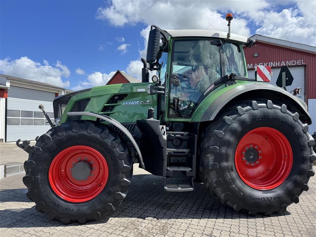 Traktor типа Fendt 828 MED FULD SERVICEBOG!, Gebrauchtmaschine в Nørager (Фотография 3)