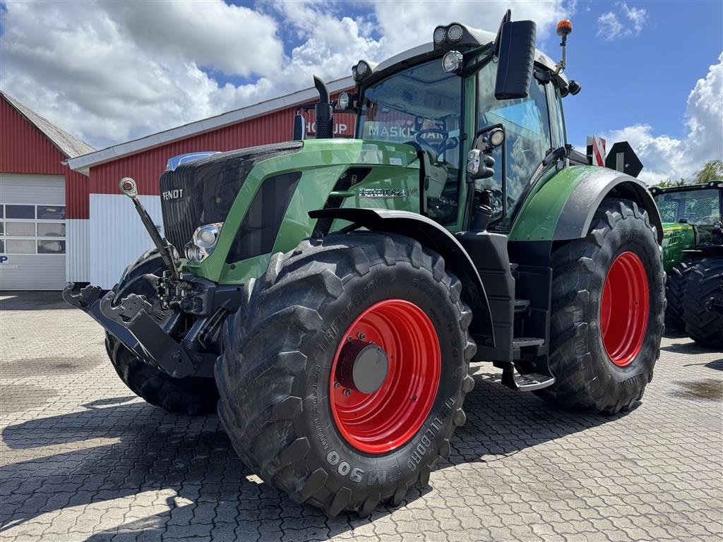Traktor типа Fendt 828 MED FULD SERVICEBOG!, Gebrauchtmaschine в Nørager (Фотография 1)