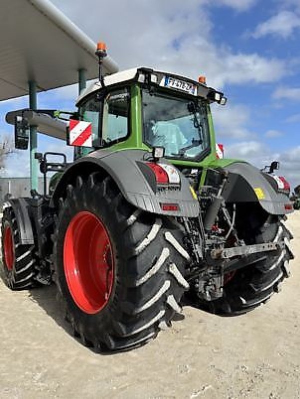 Traktor типа Fendt 828 PROFI PLUS, Gebrauchtmaschine в Monferran-Savès (Фотография 4)