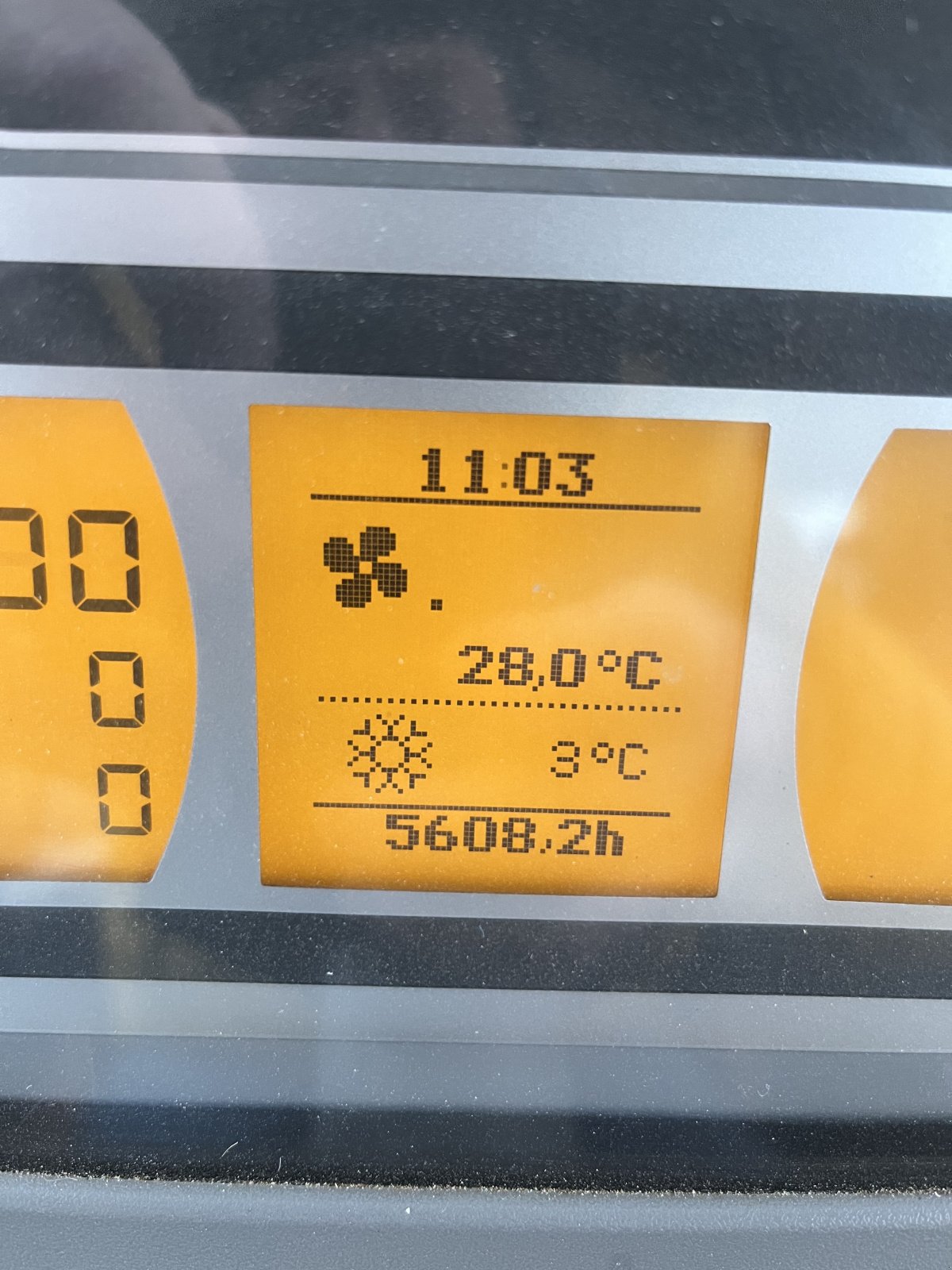 Traktor des Typs Fendt 828 S4 PROFI +, Gebrauchtmaschine in ANDELOT (Bild 11)