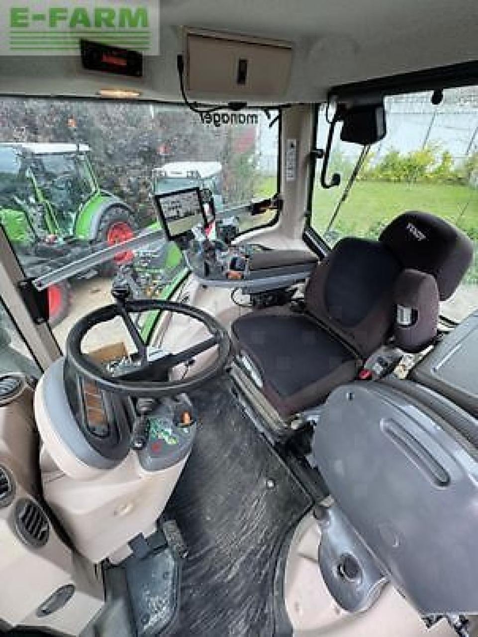 Traktor типа Fendt 828 s4 profi+, Gebrauchtmaschine в MONFERRAN (Фотография 9)