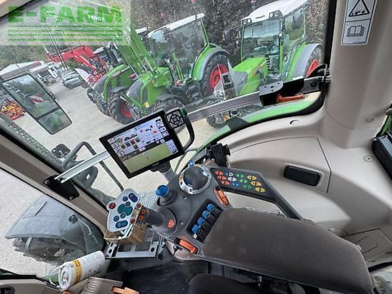 Traktor типа Fendt 828 s4 profi+, Gebrauchtmaschine в MONFERRAN (Фотография 10)
