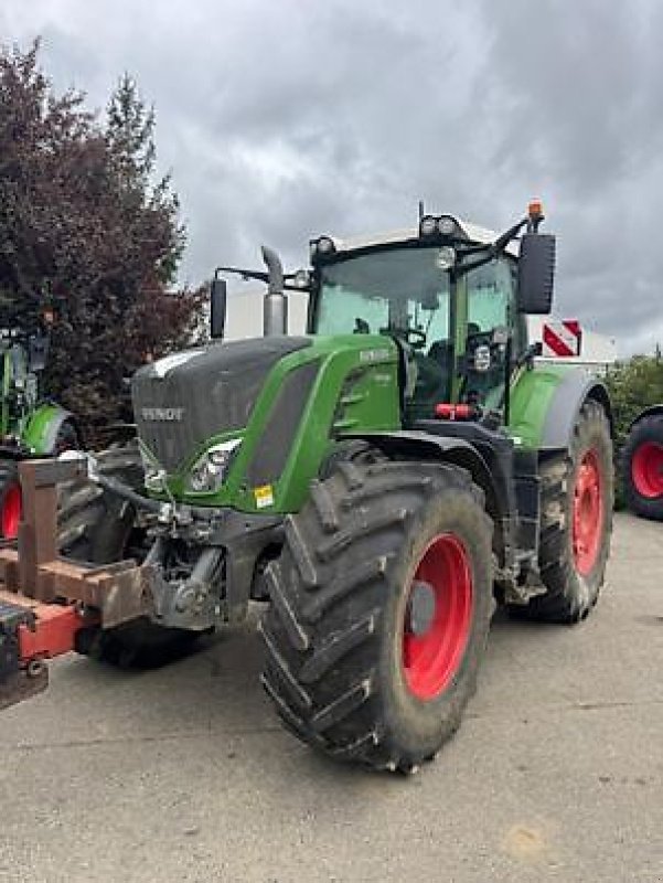 Traktor of the type Fendt 828 S4 PROFI+, Gebrauchtmaschine in MOISSAC (Picture 2)