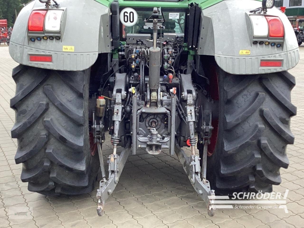 Traktor типа Fendt 828 S4 PROFI PLUS, Gebrauchtmaschine в Hemmoor (Фотография 5)