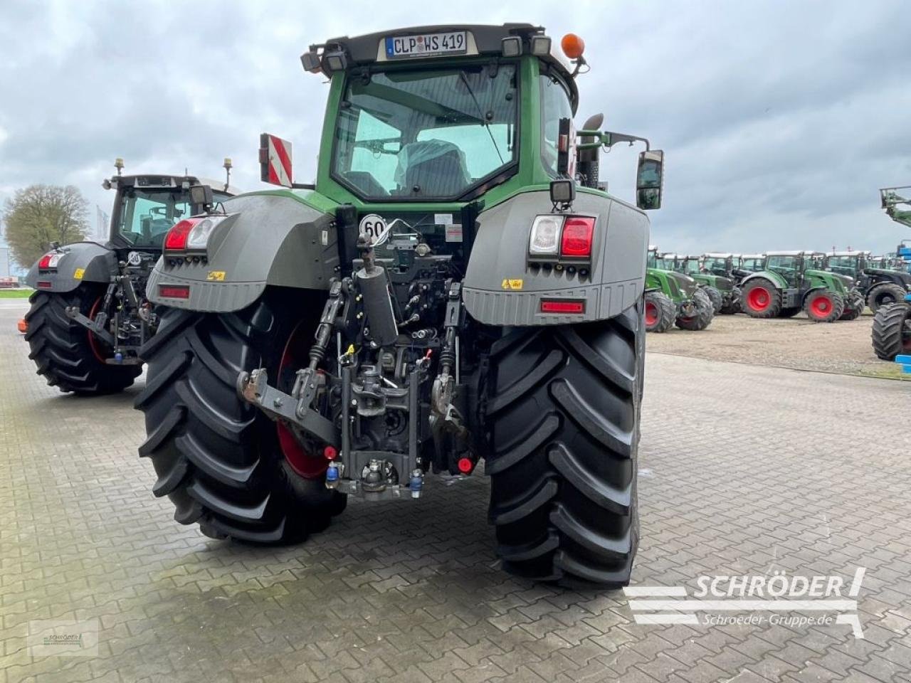 Traktor Türe ait Fendt 828 S4 PROFI PLUS, Gebrauchtmaschine içinde Wildeshausen (resim 3)