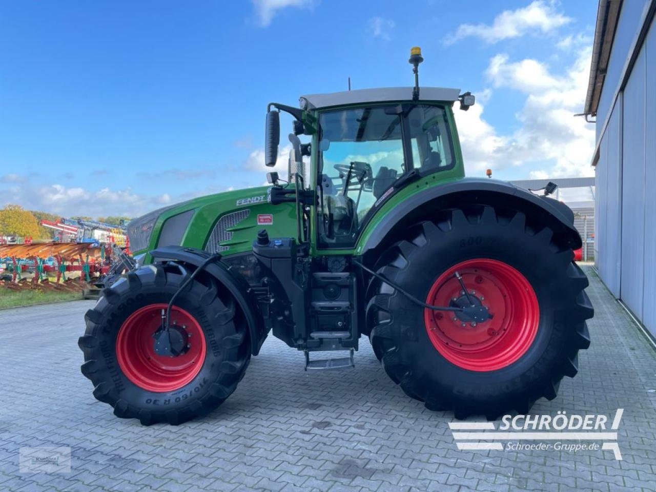 Traktor of the type Fendt 828 S4 PROFI PLUS, Gebrauchtmaschine in Wildeshausen (Picture 4)