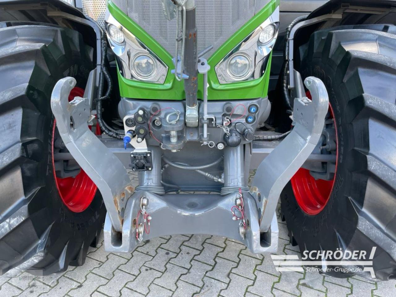 Traktor of the type Fendt 828 S4 PROFI PLUS, Gebrauchtmaschine in Wildeshausen (Picture 8)