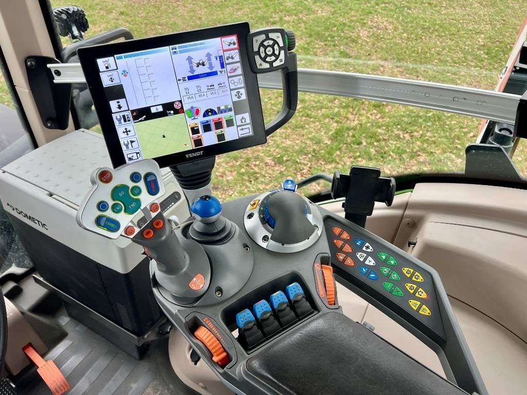 Traktor tip Fendt 828 S4 ProfiPlus, Gebrauchtmaschine in Nijkerkerveen (Poză 10)
