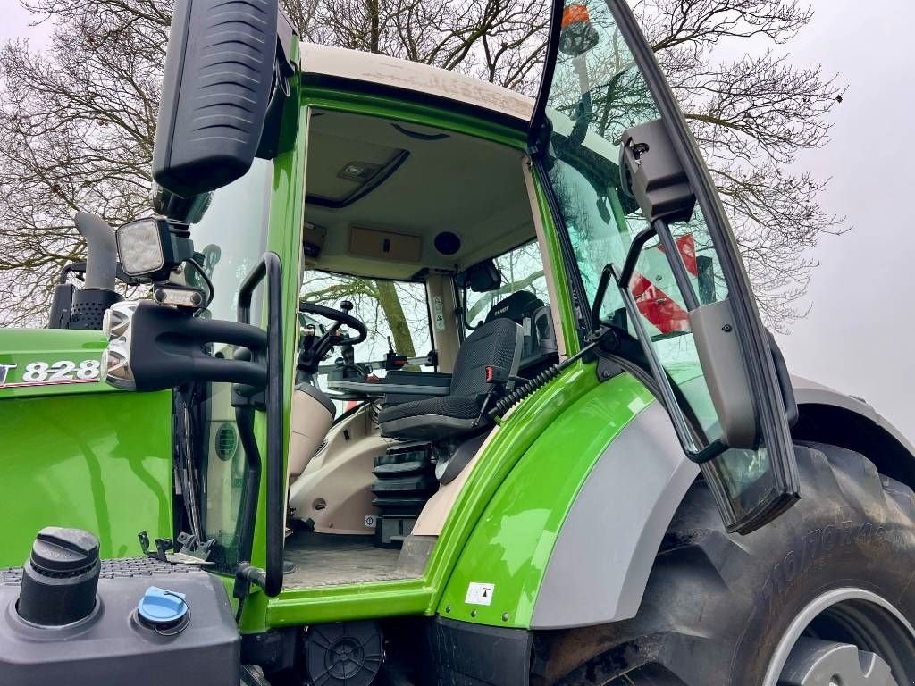 Traktor tip Fendt 828 S4 ProfiPlus, Gebrauchtmaschine in Nijkerkerveen (Poză 7)