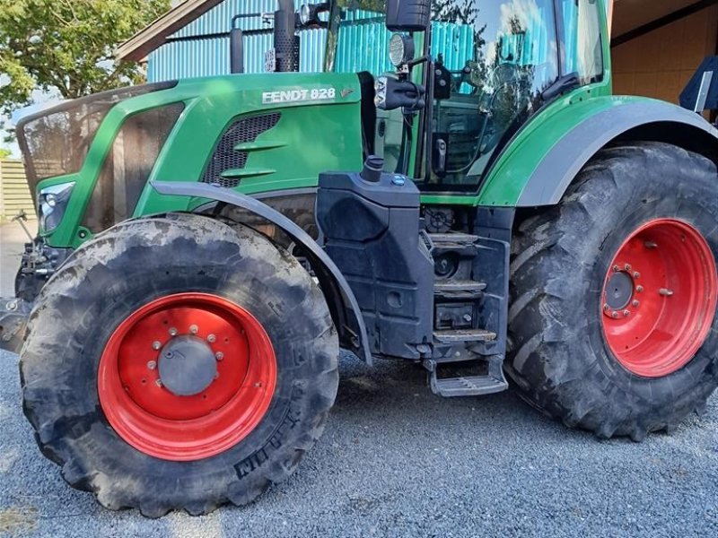 Traktor tip Fendt 828 SCR Profi Plus. Alt udstyr, Gebrauchtmaschine in Horslunde (Poză 1)