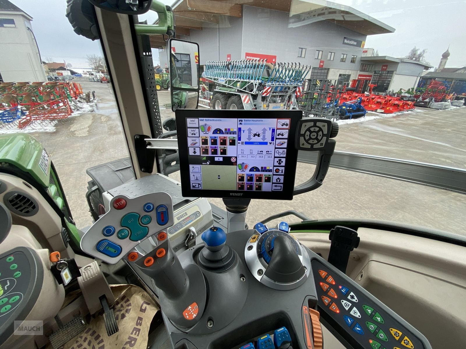 Traktor типа Fendt 828 Vario Profi+, Gebrauchtmaschine в Burgkirchen (Фотография 15)