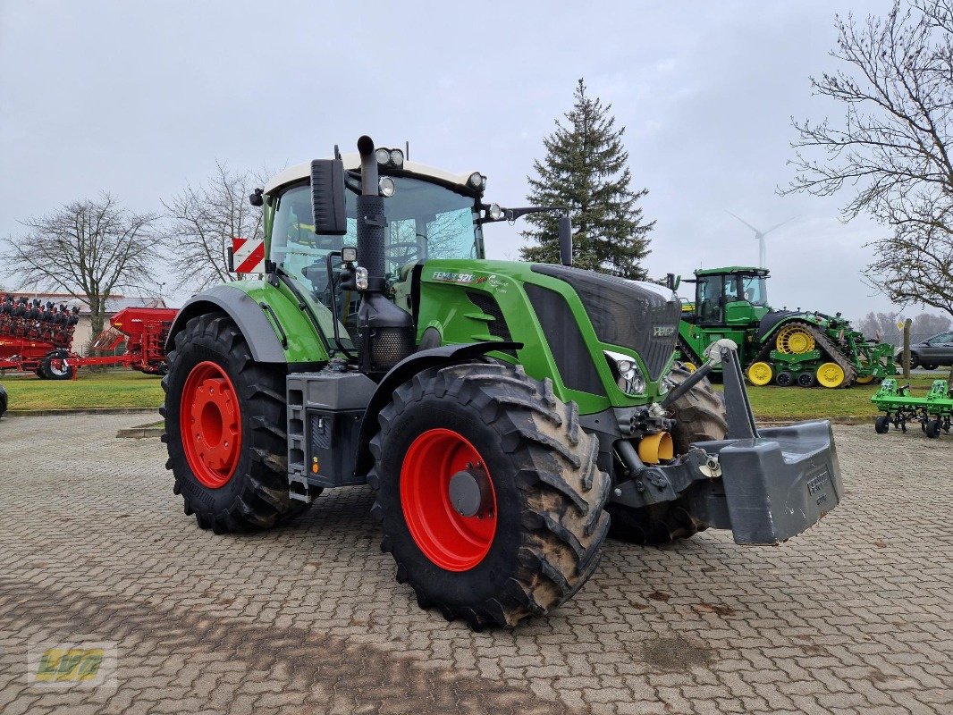 Traktor Türe ait Fendt 828 VARIO PROFI PLUS Frontzapfwelle, Gebrauchtmaschine içinde Schenkenberg (resim 5)