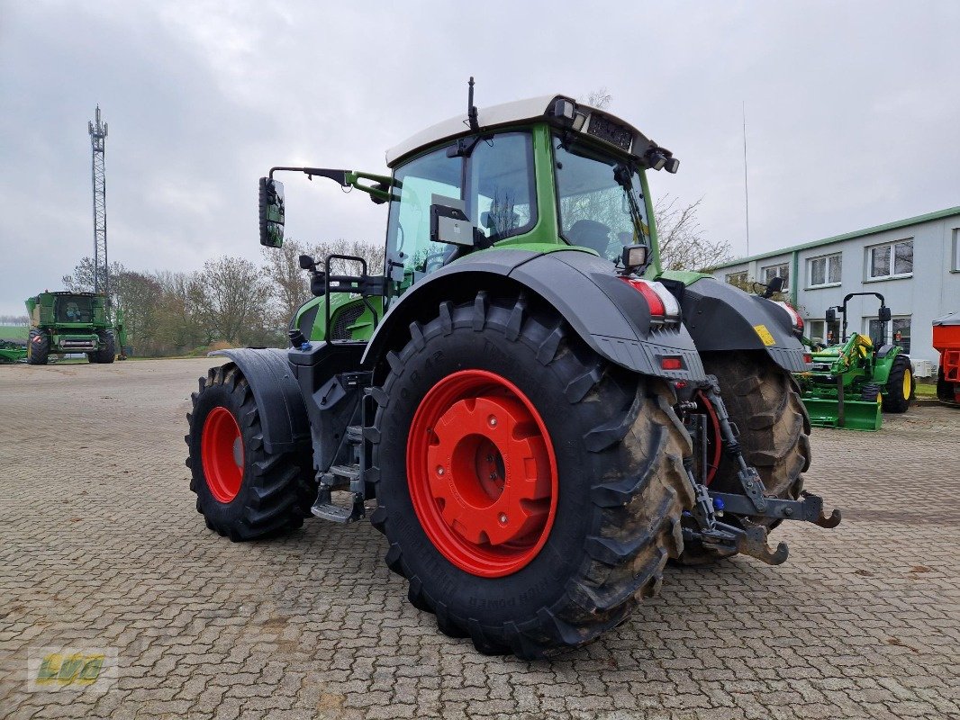 Traktor Türe ait Fendt 828 VARIO PROFI PLUS Frontzapfwelle, Gebrauchtmaschine içinde Schenkenberg (resim 9)