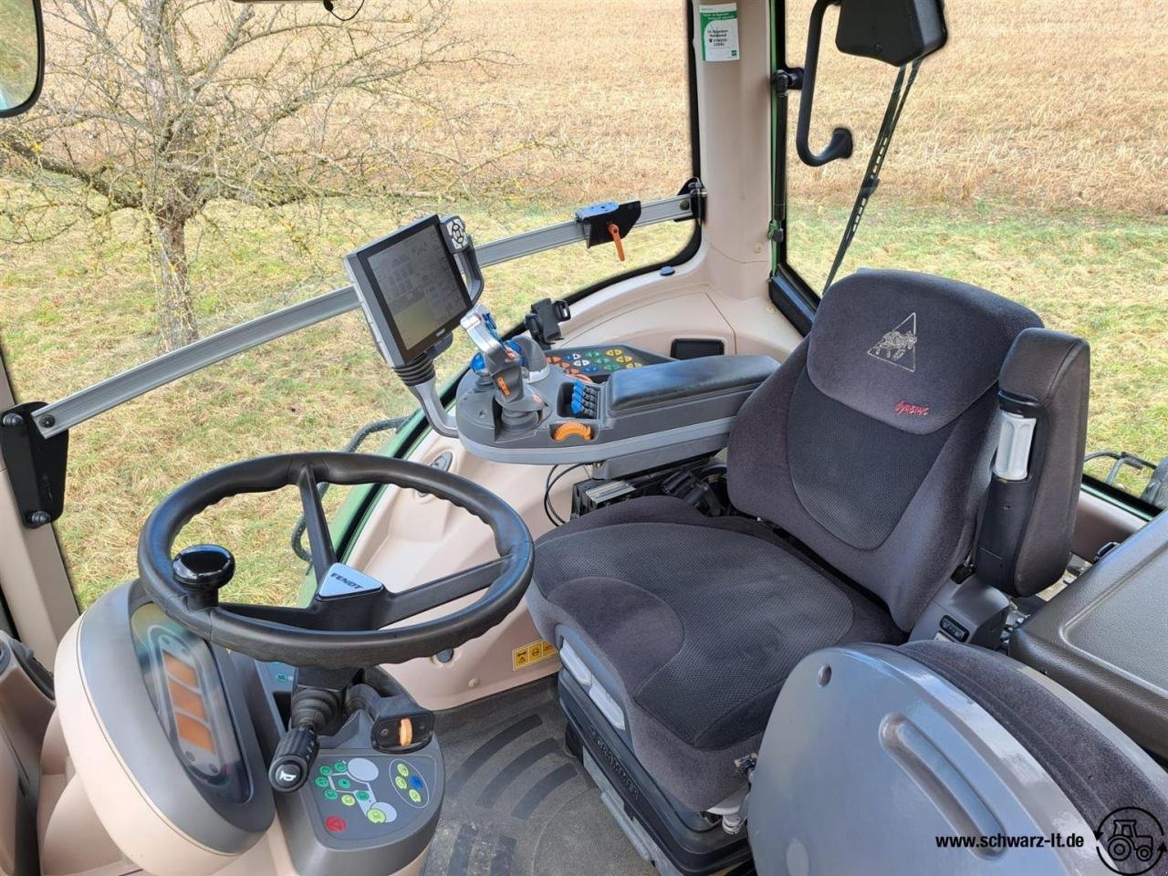 Traktor des Typs Fendt 828 Vario Profi Plus, Gebrauchtmaschine in Aspach (Bild 15)