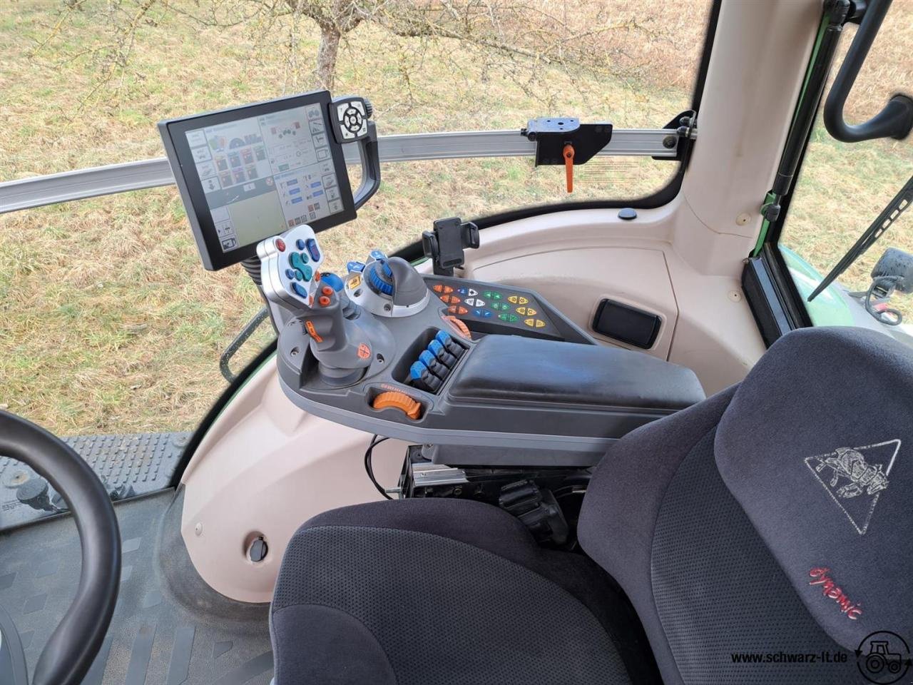 Traktor des Typs Fendt 828 Vario Profi Plus, Gebrauchtmaschine in Aspach (Bild 16)