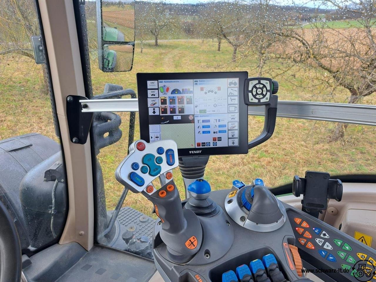Traktor des Typs Fendt 828 Vario Profi Plus, Gebrauchtmaschine in Aspach (Bild 17)