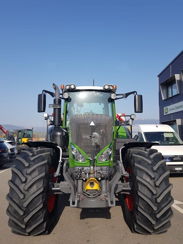 Traktor des Typs Fendt 828 Vario Profi Plus, Gebrauchtmaschine in Regensdorf (Bild 3)