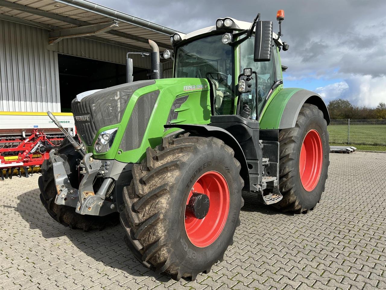 Traktor des Typs Fendt 828 Vario Profi Plus, Gebrauchtmaschine in Zweibrücken (Bild 1)