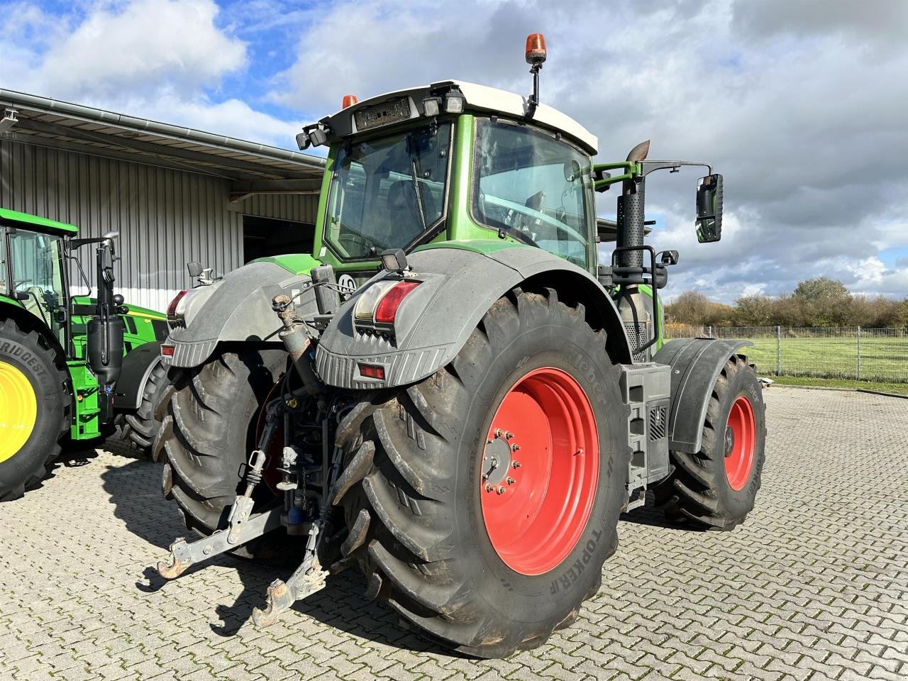 Traktor des Typs Fendt 828 Vario Profi Plus, Gebrauchtmaschine in Zweibrücken (Bild 7)