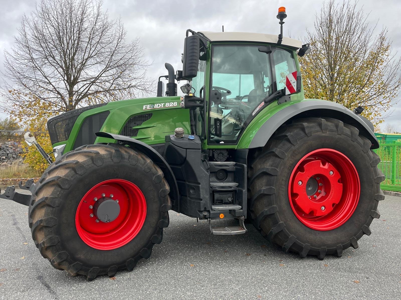 Traktor del tipo Fendt 828 Vario ProfiPlus Garantie, Gebrauchtmaschine en Gadebusch (Imagen 8)
