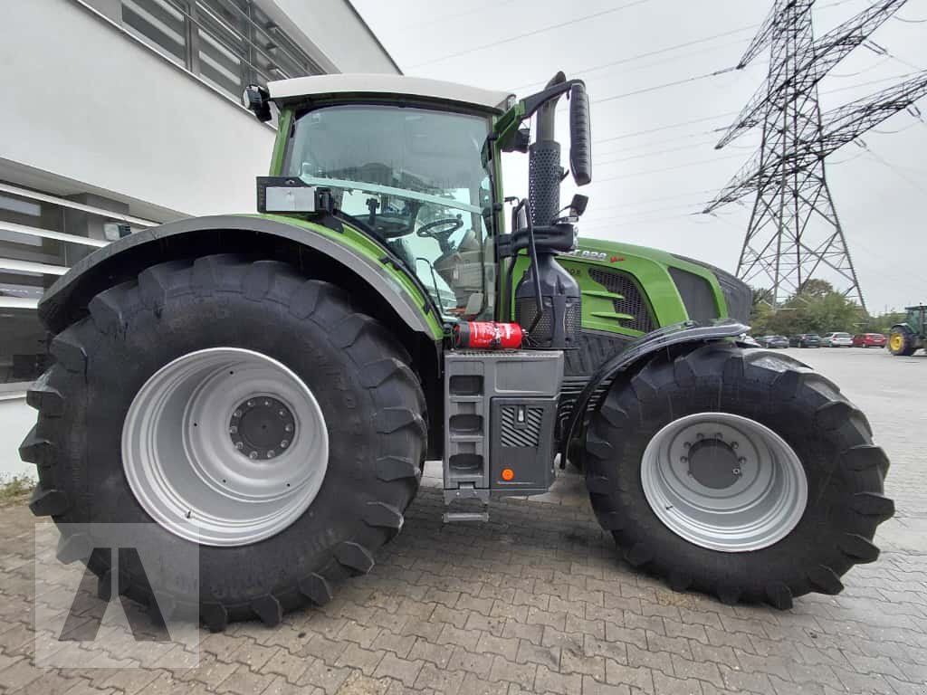Traktor typu Fendt 828 Vario ProfiPlus Garantieverlängerung, Gebrauchtmaschine v Regensburg (Obrázek 4)