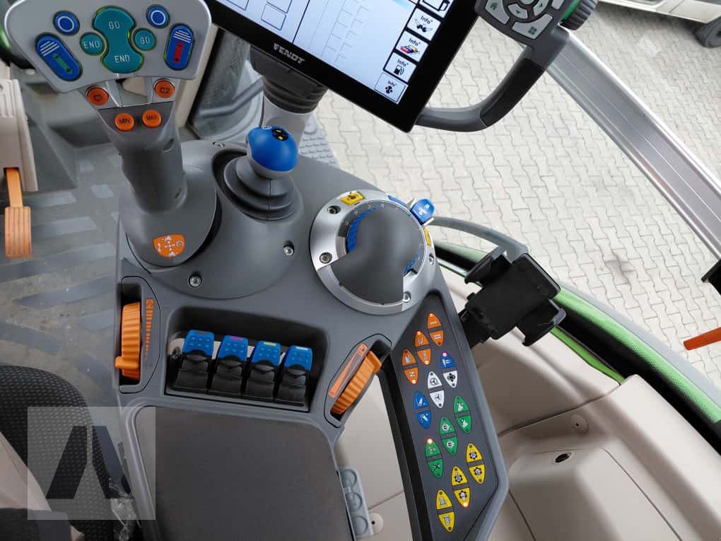 Traktor от тип Fendt 828 vario ProfiPlus RTK, Gebrauchtmaschine в Regensburg (Снимка 18)