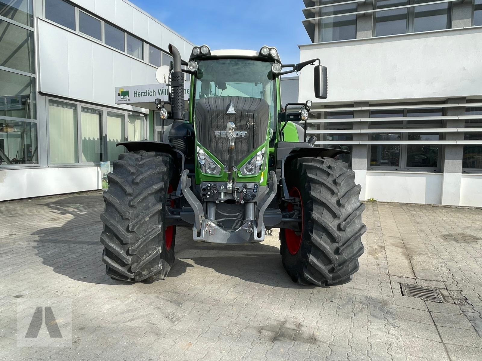 Traktor типа Fendt 828 Vario ProfiPlus, Gebrauchtmaschine в Regensburg (Фотография 2)
