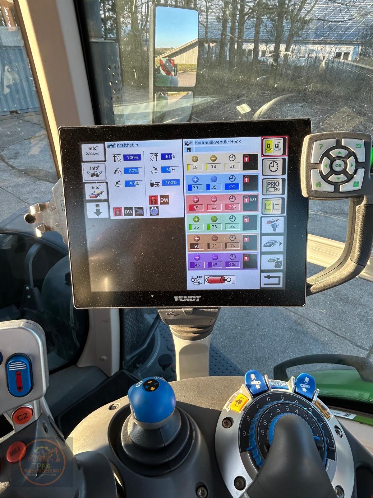 Traktor Türe ait Fendt 828 Vario ProfiPlus, Gebrauchtmaschine içinde Breklum (resim 21)