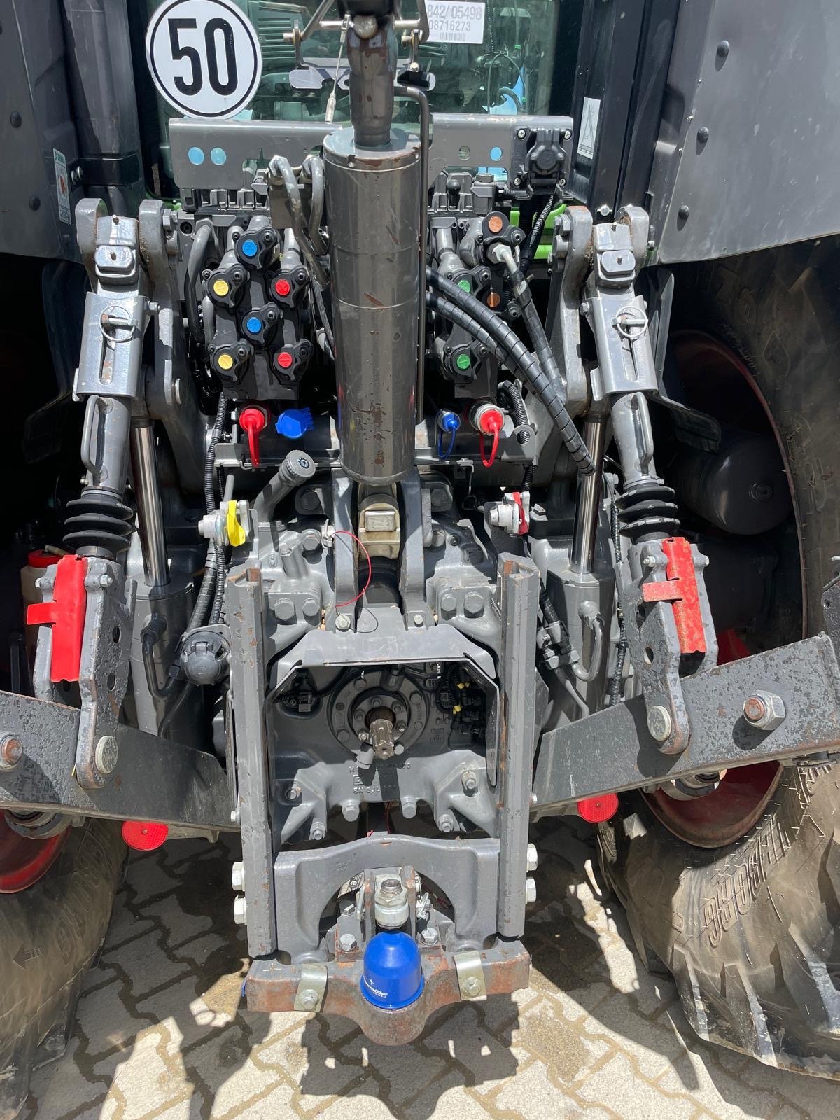 Traktor of the type Fendt 828 Vario ProfiPlus, Gebrauchtmaschine in Donaueschingen (Picture 3)