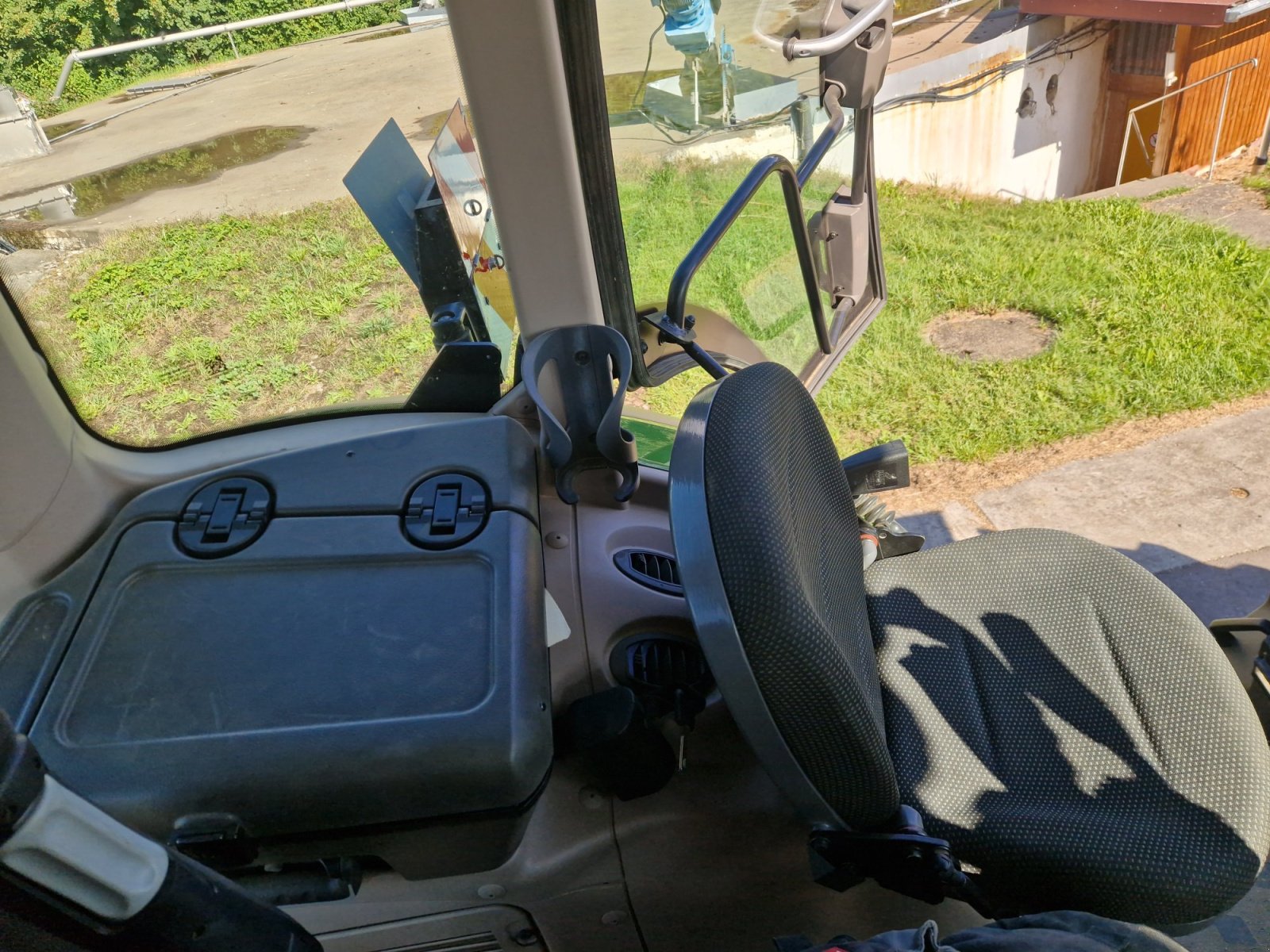 Traktor des Typs Fendt 828 Vario ProfiPlus, Gebrauchtmaschine in Neufra (Bild 14)