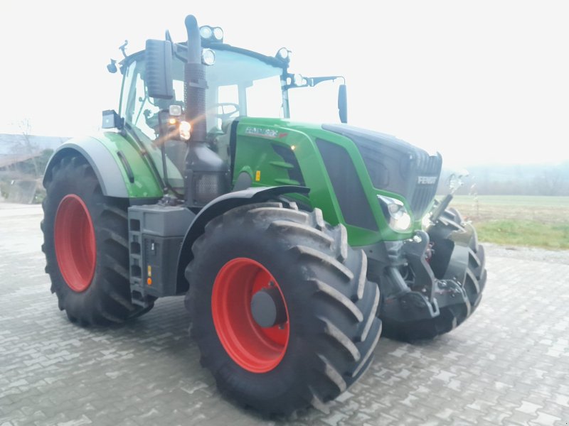 Traktor типа Fendt 828 Vario ProfiPlus, Gebrauchtmaschine в Aulendorf (Фотография 1)