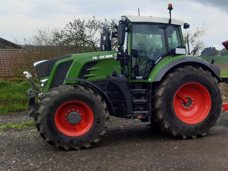 acheter Fendt 828 Vario ProfiPlus d'occasion et neuf - technikboerse.com