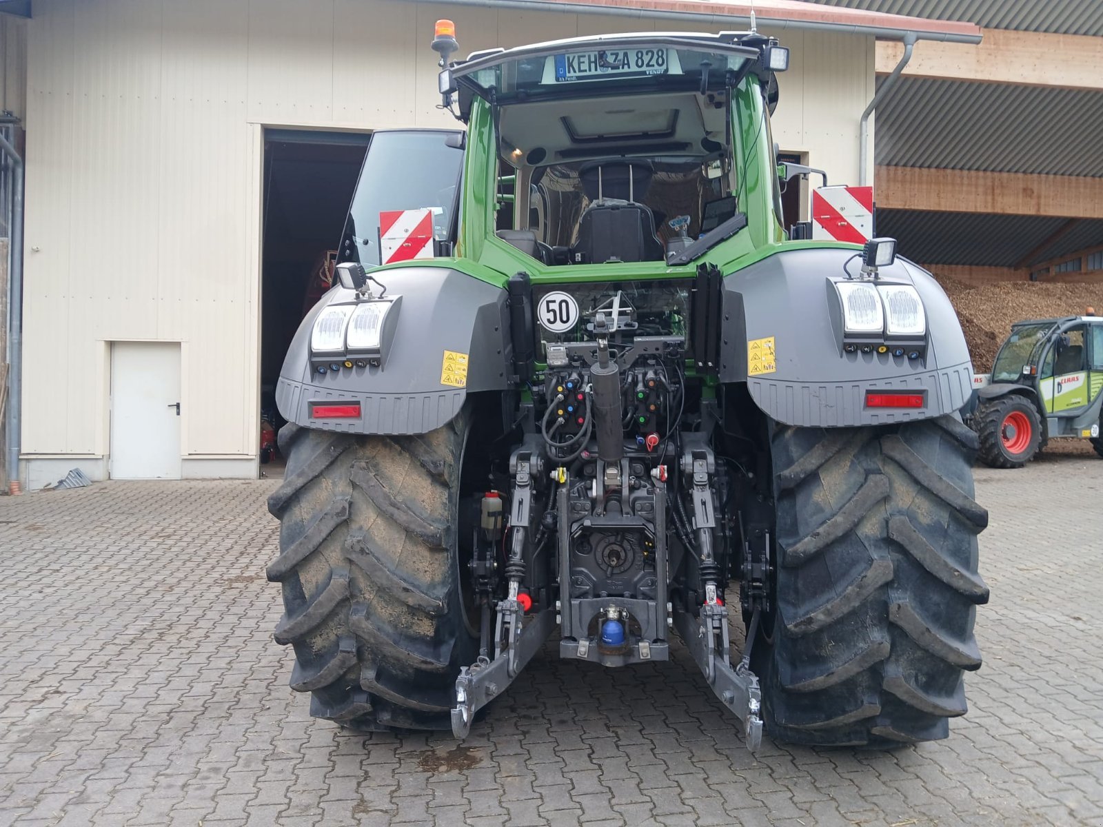Traktor tipa Fendt 828 Vario ProfiPlus, Gebrauchtmaschine u Herrngiersdorf  (Slika 2)
