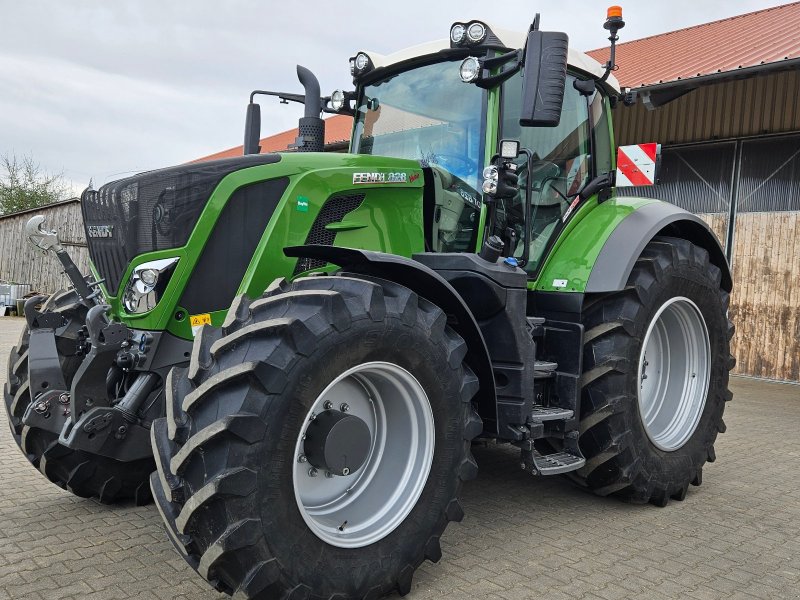 Traktor typu Fendt 828 Vario ProfiPlus, Gebrauchtmaschine w Herrngiersdorf  (Zdjęcie 1)