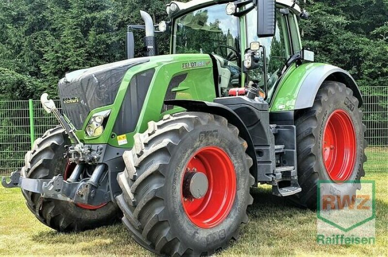 Traktor des Typs Fendt 828 Vario RüFa, Gebrauchtmaschine in Alsfeld (Bild 1)