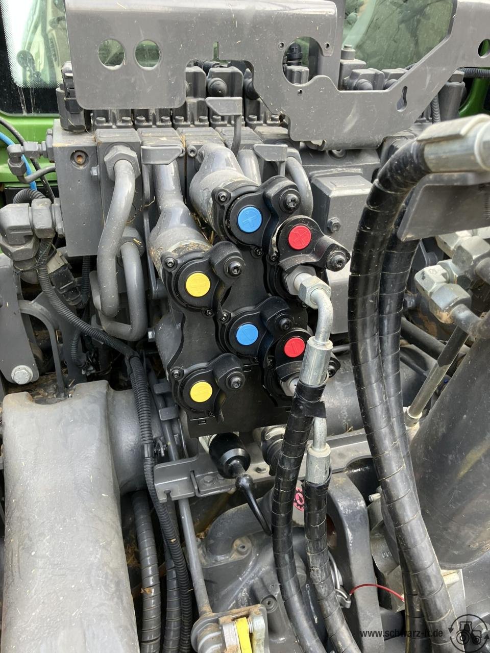 Traktor от тип Fendt 828 Vario S4 !Neuer Motor!, Gebrauchtmaschine в Aspach (Снимка 21)