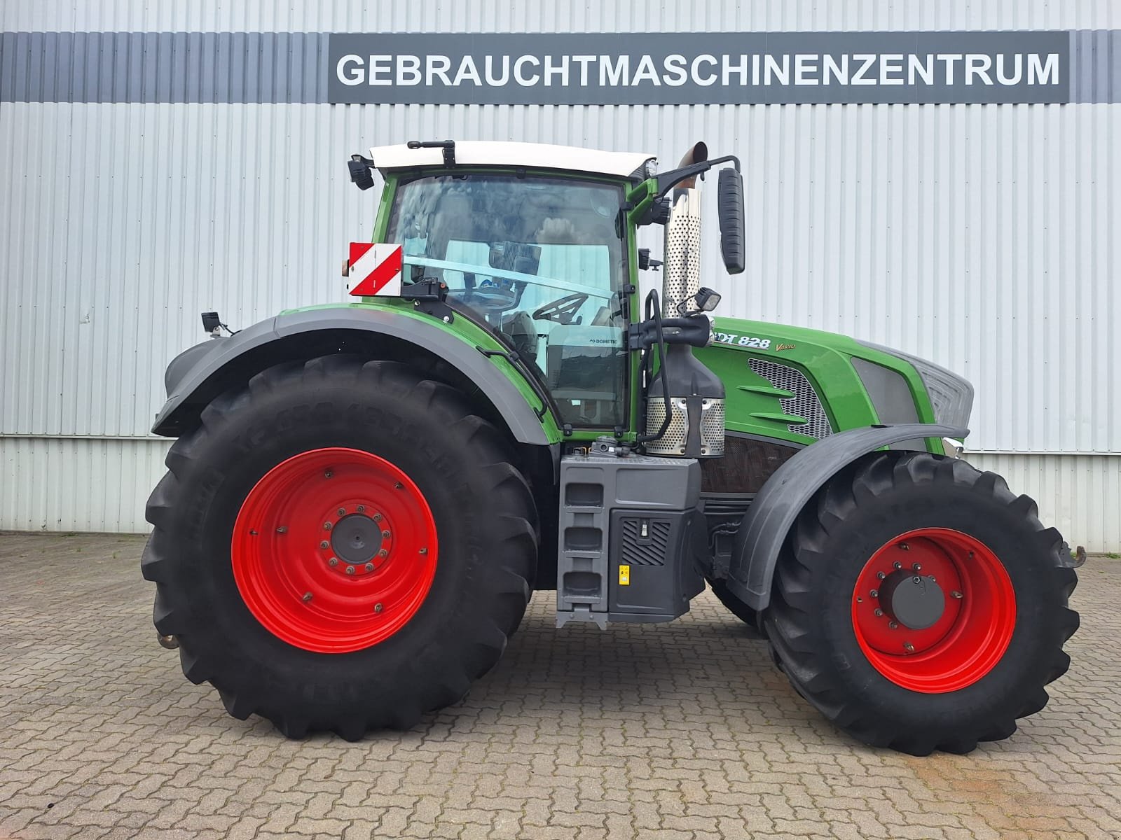 Traktor tipa Fendt 828 Vario S4 Profi+, Gebrauchtmaschine u Holle- Grasdorf (Slika 2)