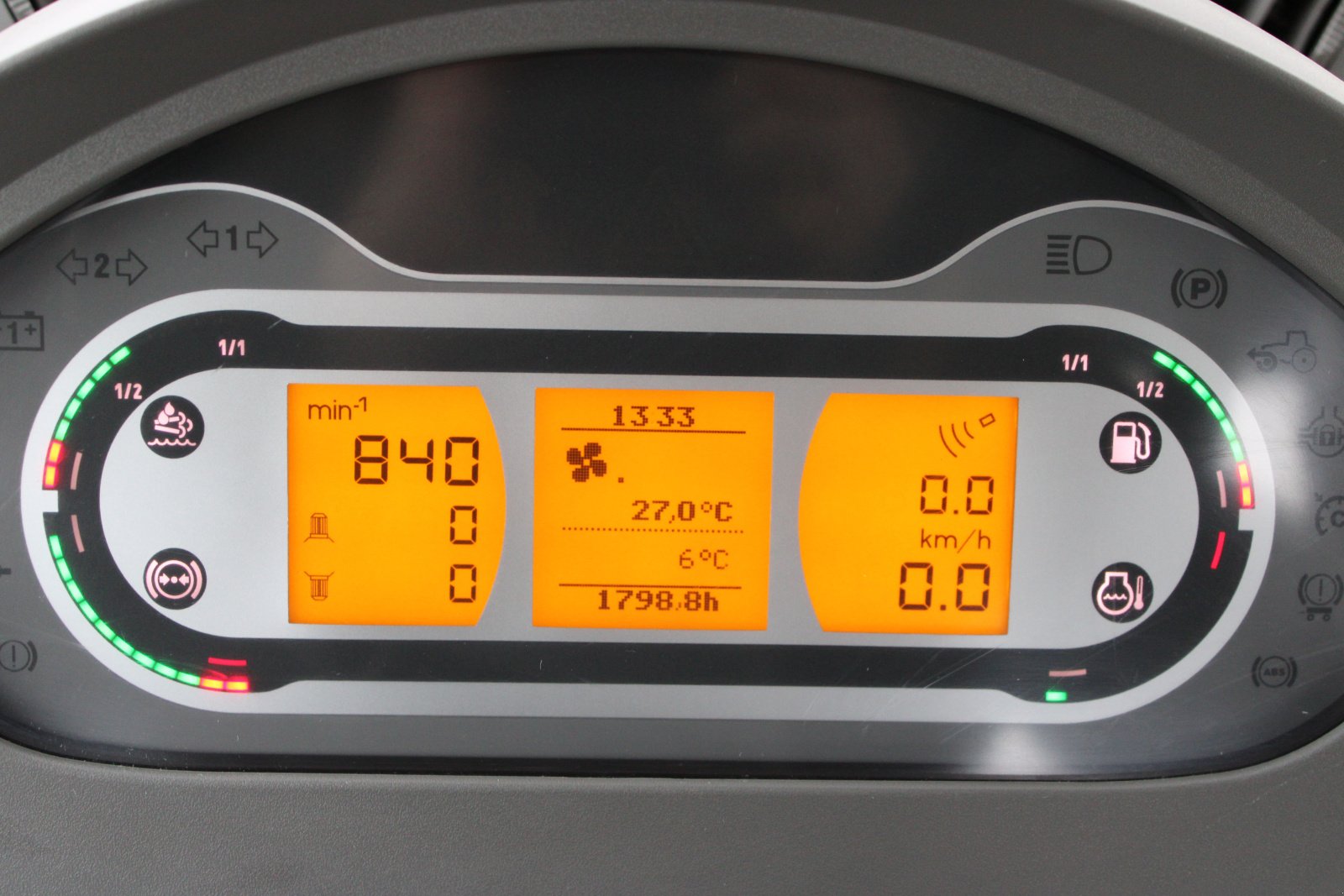 Traktor van het type Fendt 828 Vario S4 Profi+, Gebrauchtmaschine in Holle- Grasdorf (Foto 18)